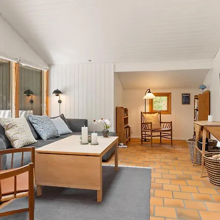 3 Bedroom Lovely In Nexo *