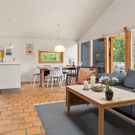 3 Bedroom Lovely In Nexo * Vester Somarken
