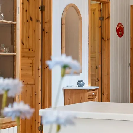 3 Bedroom Lovely In Nexo Ferienhaus